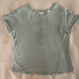 Ivivva blue shirt